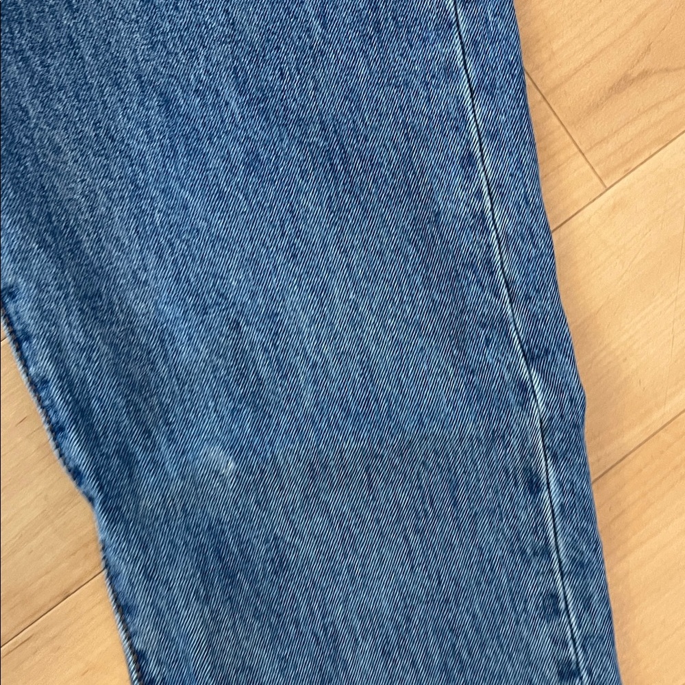 Levi's Classic Straight Denim Jeans - Picture 6 of 14